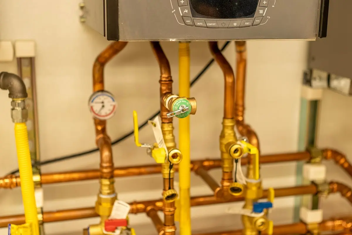 Licensed technician providing Slab Leak Repair for a homeowner in East Rancho Dominguez